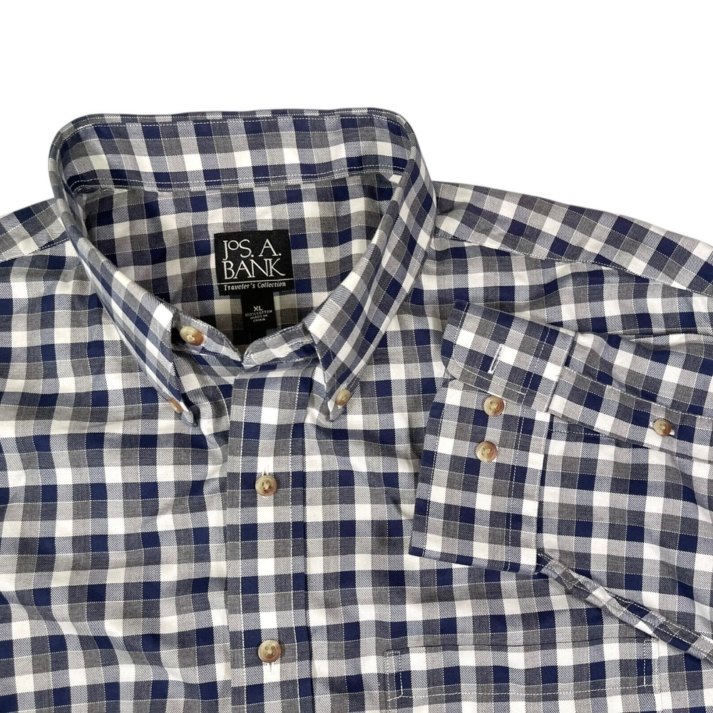 Jos. A. Bank XL Navy Blue Gingham Button Down Shirt Traveler's Collection Preppy